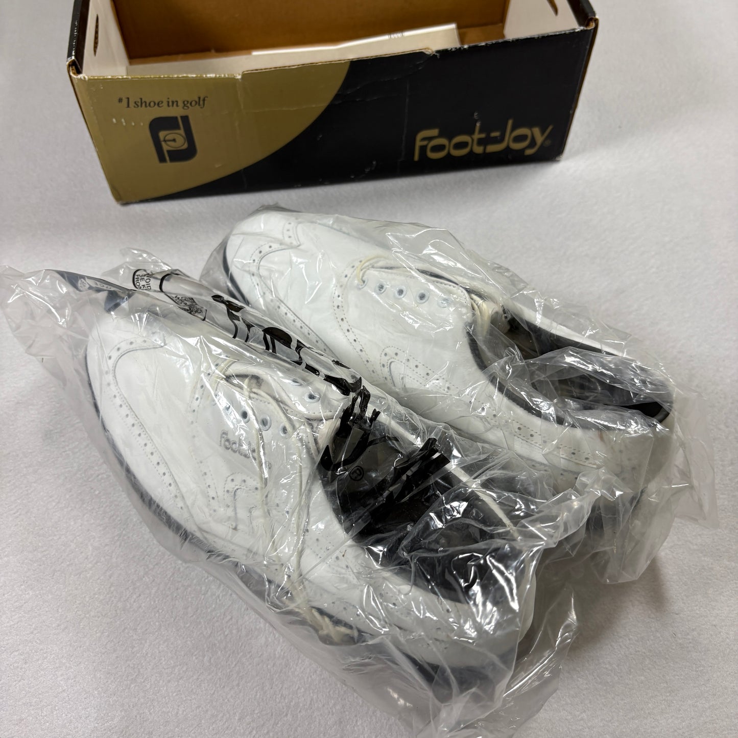 FootJoy TCX Golf Shoes Mens 12M White Leather Wingtip NWT Waterproof Spikes