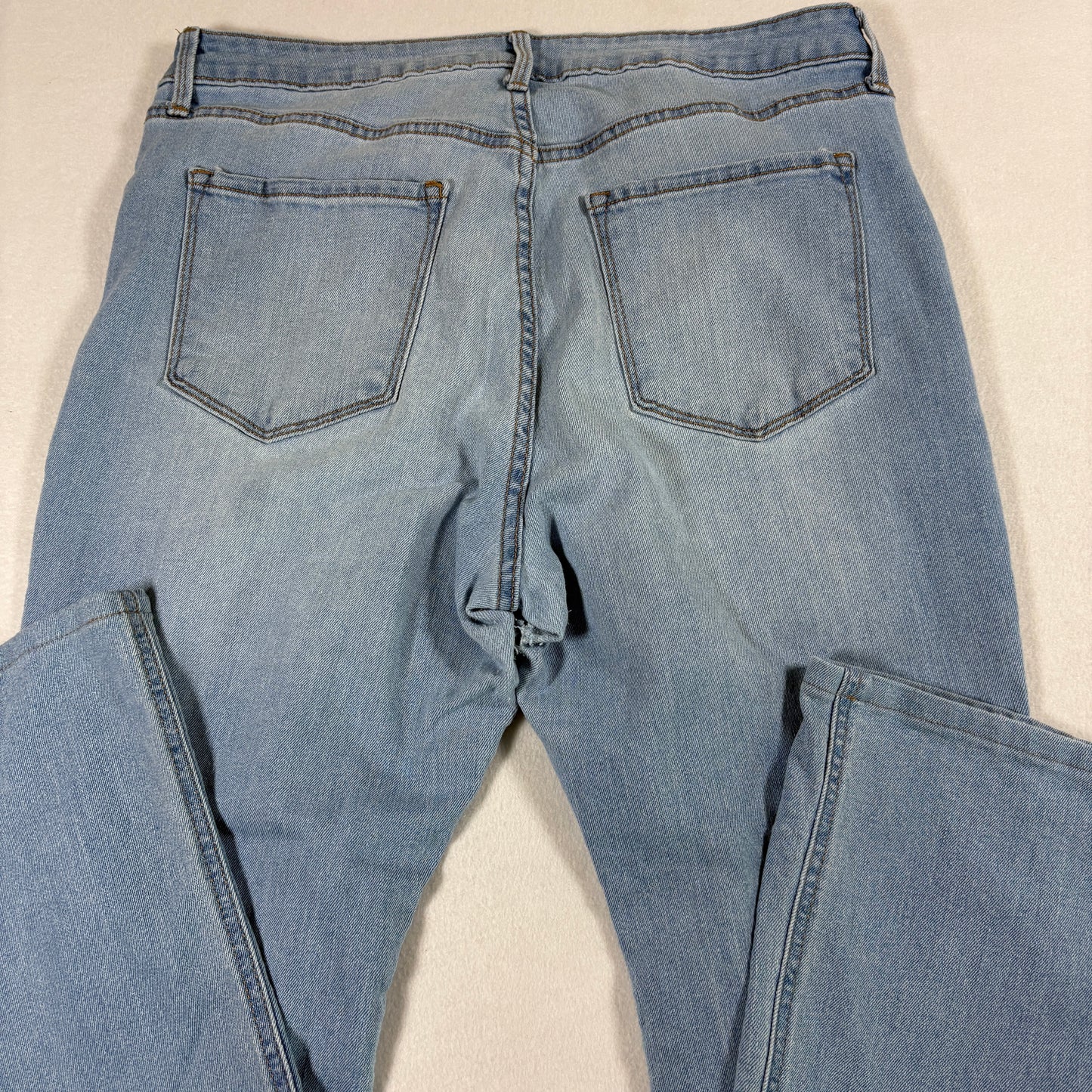 Old Navy Womens Jeans 14 High Rise Wow Flare Baggy Y2K Light Wash Distressed