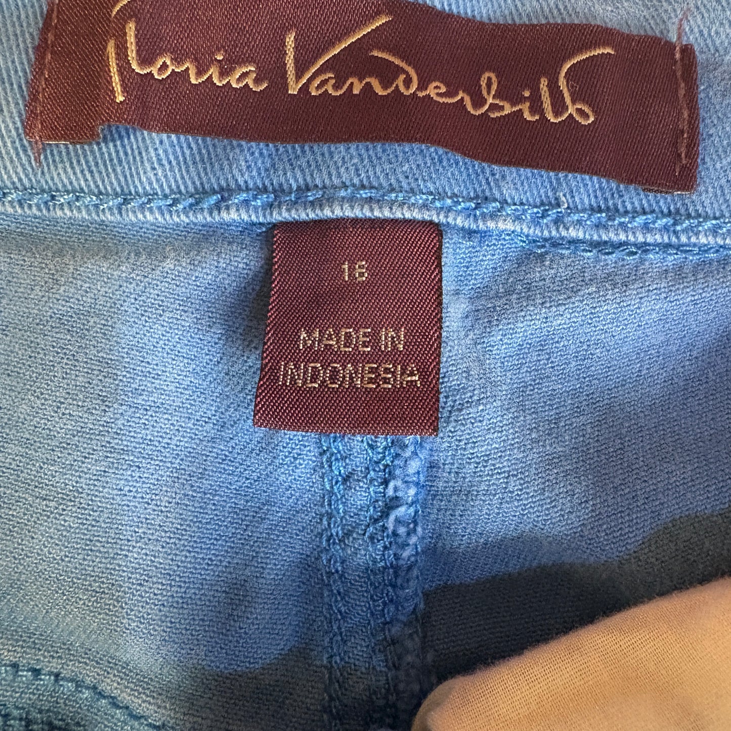 Gloria Vanderbilt Amanda Baggy Pants Women’s 16 Short Blue Cotton Stretch