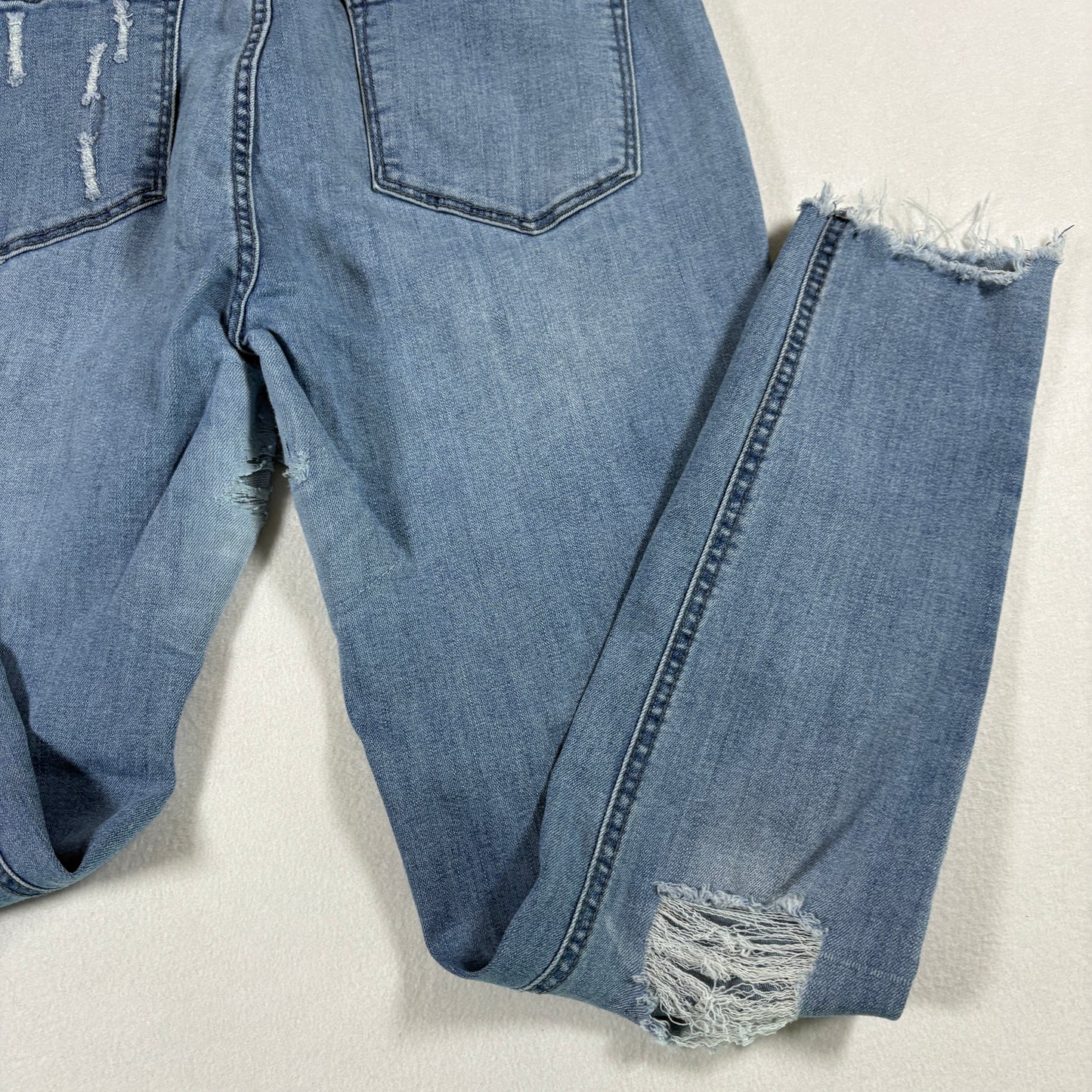 Kenneth Cole Reaction Womens Jeans 10 Kate Skinny Light Wash Y2K Distressed