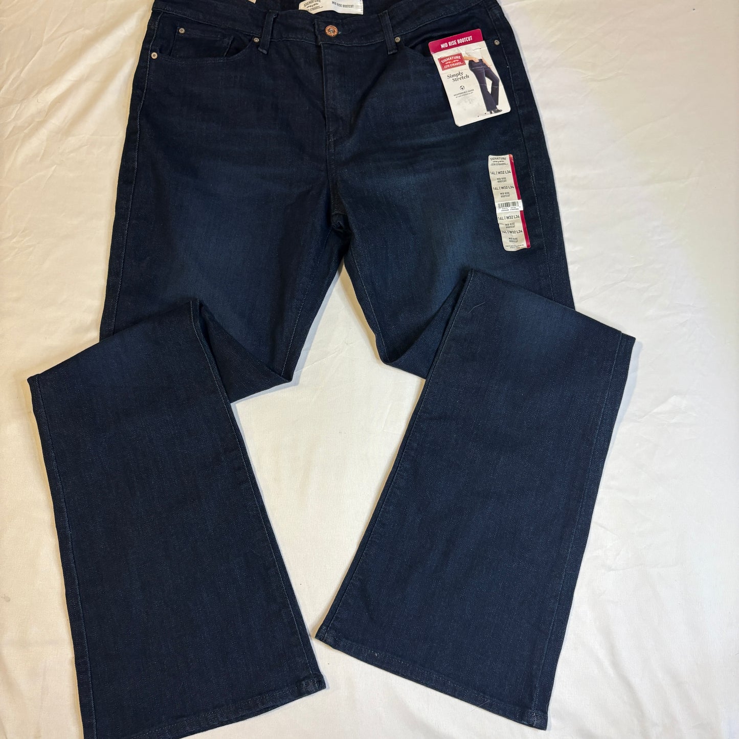 Signature Levi Strauss Baggy Bootcut Jeans 14L W32 L34 Dark Wash Stretch