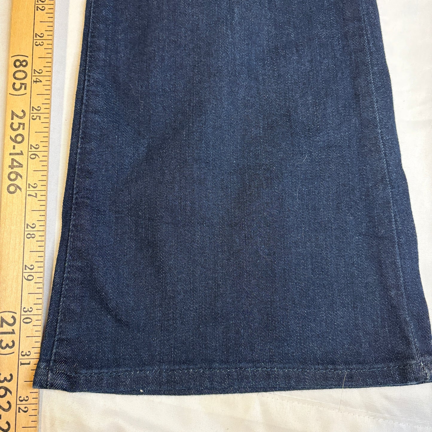 Signature Levi Strauss Baggy Bootcut Jeans 14L W32 L34 Dark Wash Stretch