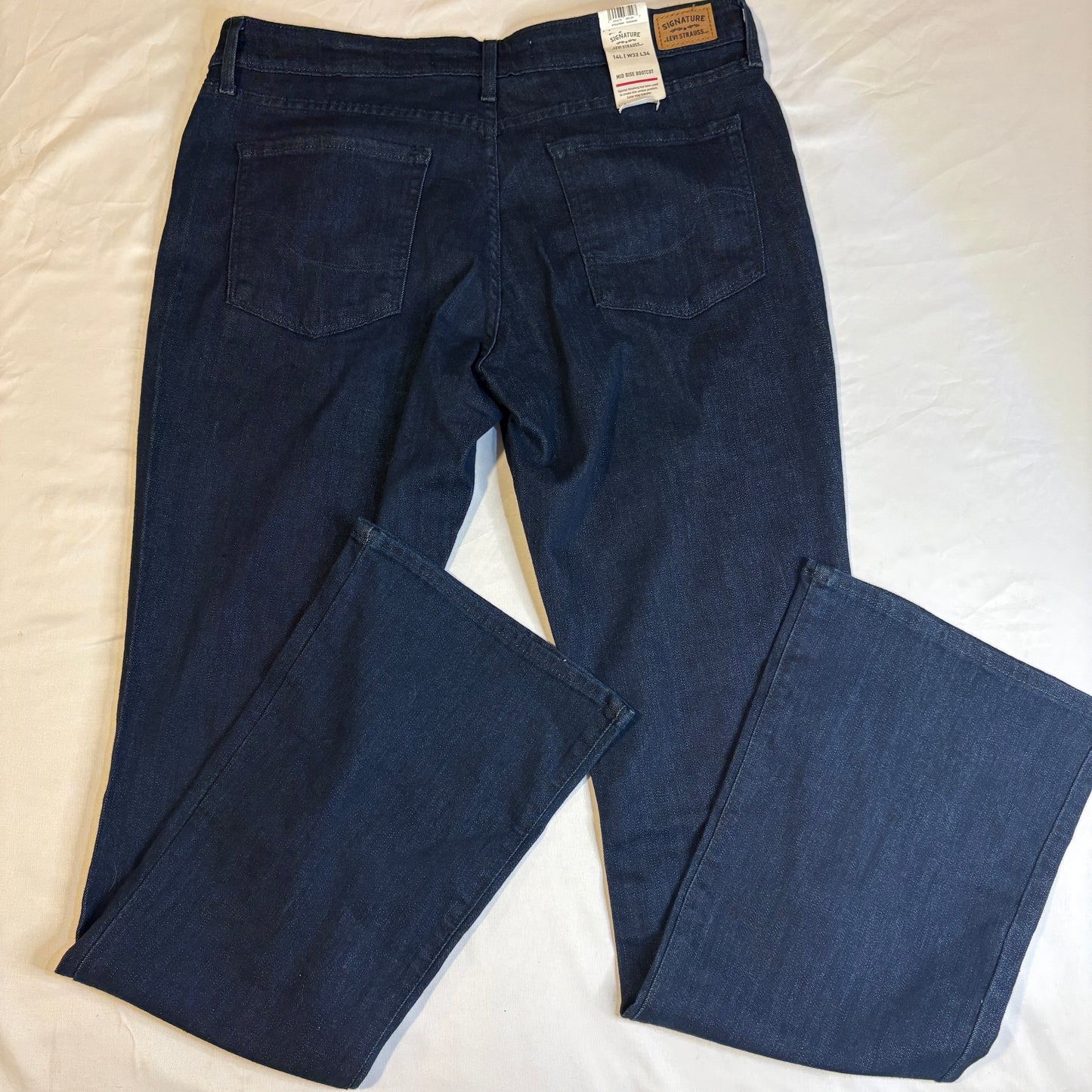 Signature Levi Strauss Baggy Bootcut Jeans 14L W32 L34 Dark Wash Stretch