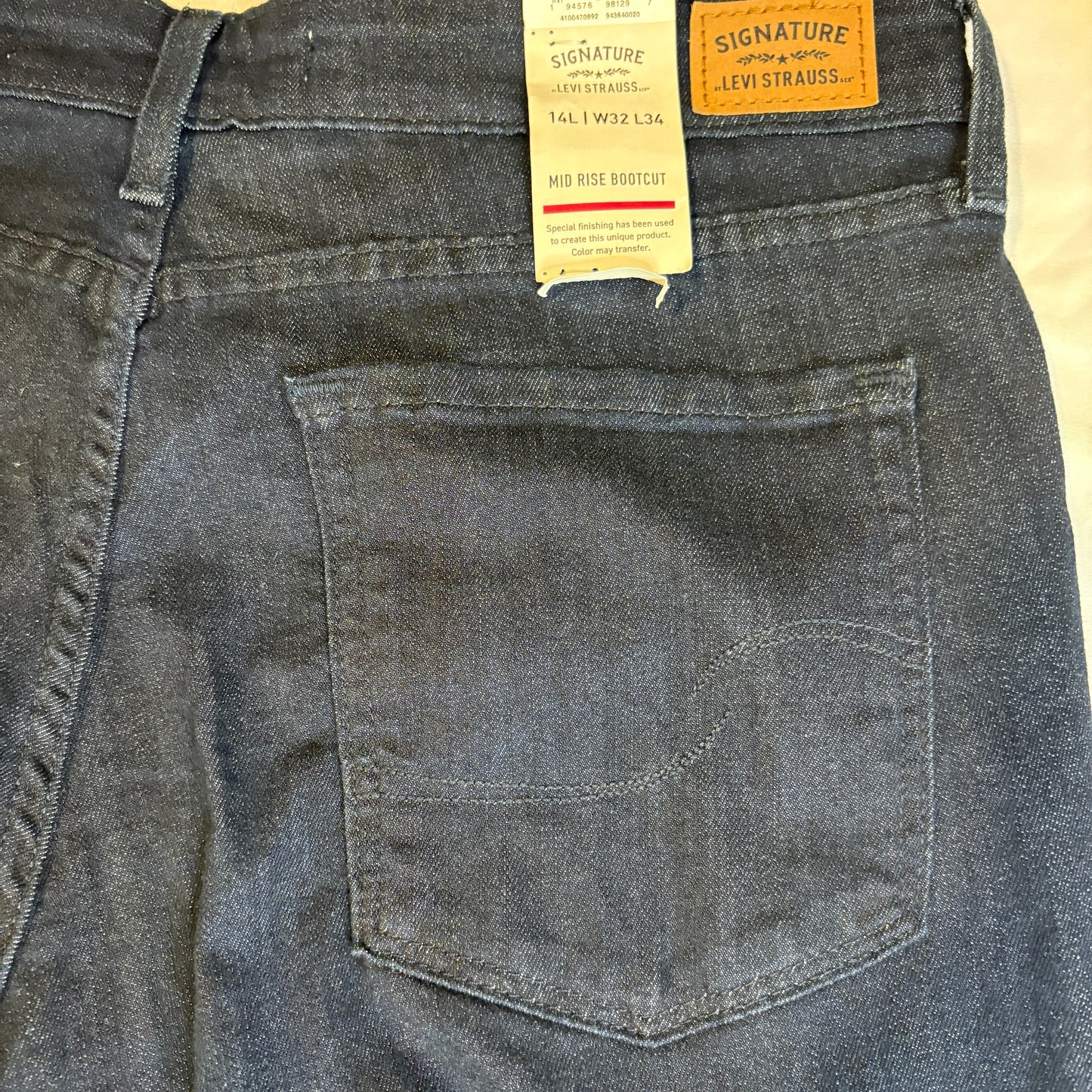 Signature Levi Strauss Baggy Bootcut Jeans 14L W32 L34 Dark Wash Stretch