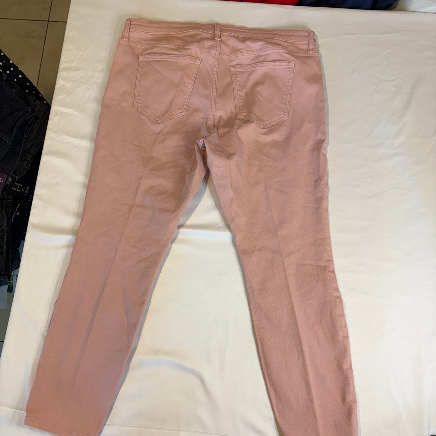 GAP Denim Legging Jeans Women’s 33R Pink Stretch Skinny Fit Soft Casual Pants