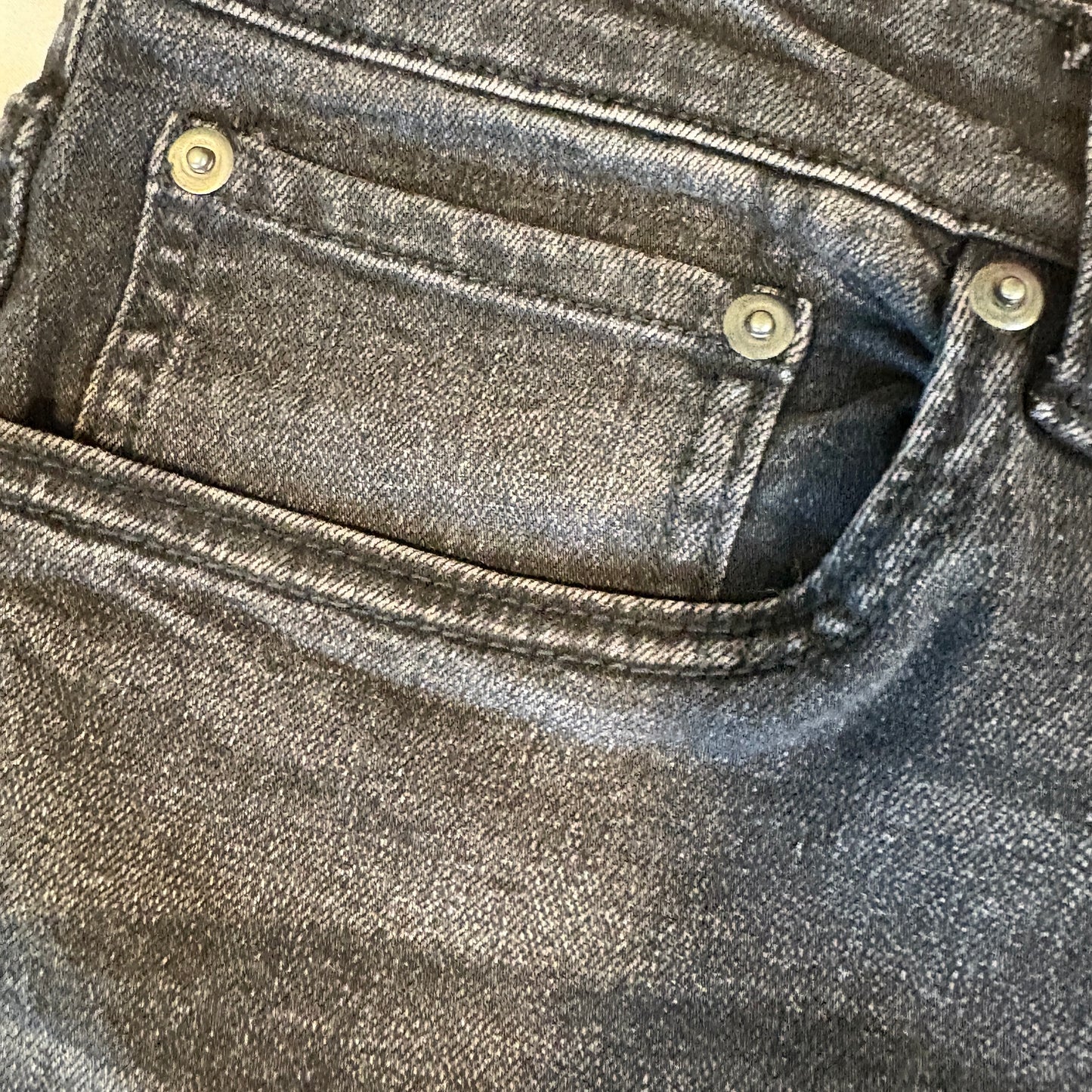 Forever 21 Men’s Slim Jeans 32x32 Black Wash Stretch Denim Modern Casual Pants NWT