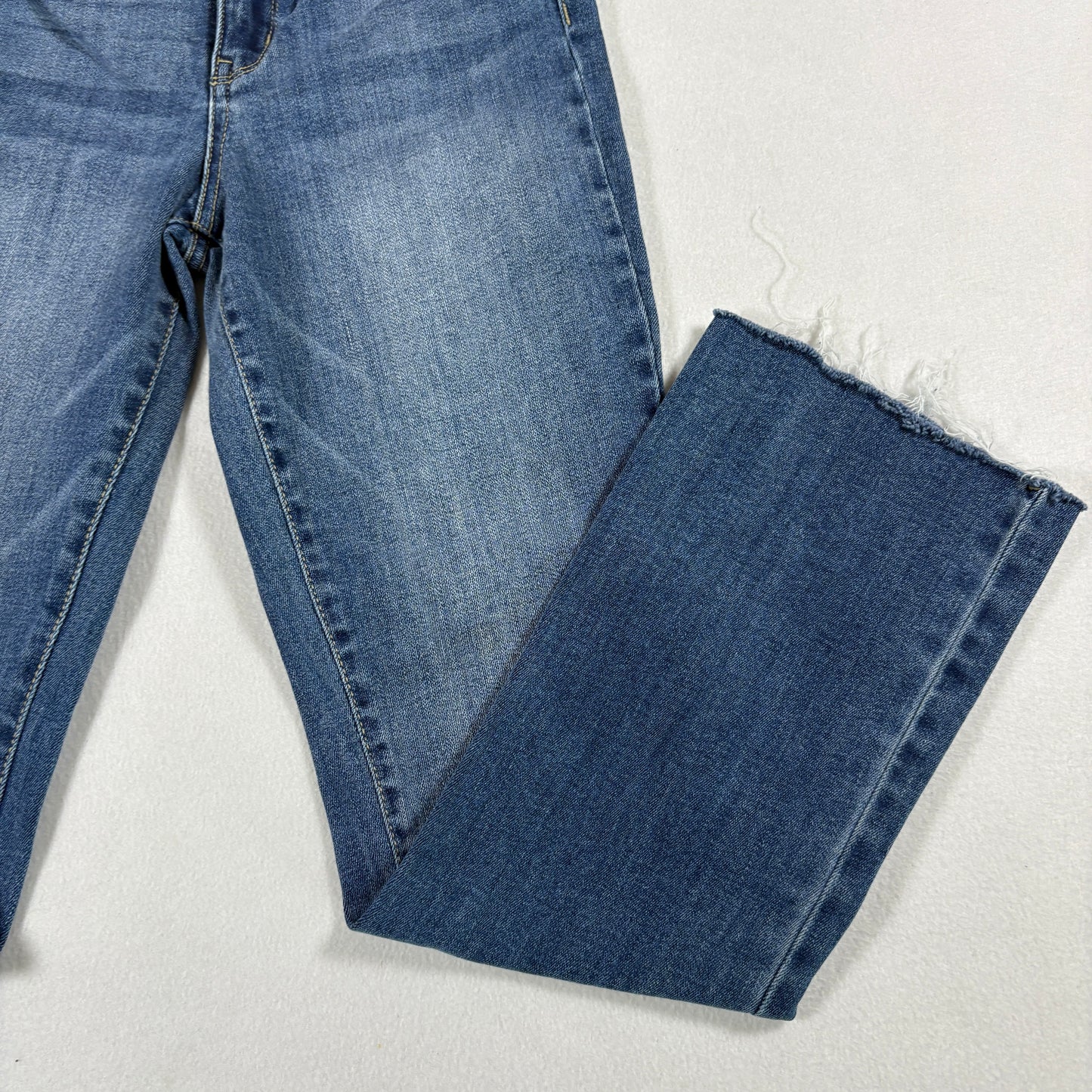 RSQ Womens Jeans 3/26 Sydney Crop Flare Raw Hem Y2K Light Wash Denim