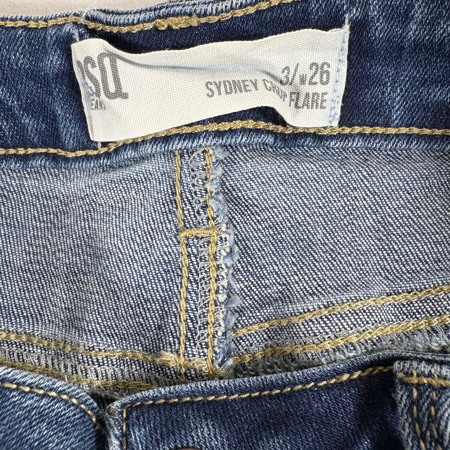 RSQ Womens Jeans 3/26 Sydney Crop Flare Raw Hem Y2K Light Wash Denim