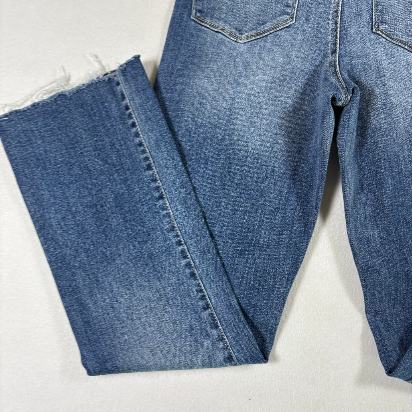 RSQ Womens Jeans 3/26 Sydney Crop Flare Raw Hem Y2K Light Wash Denim