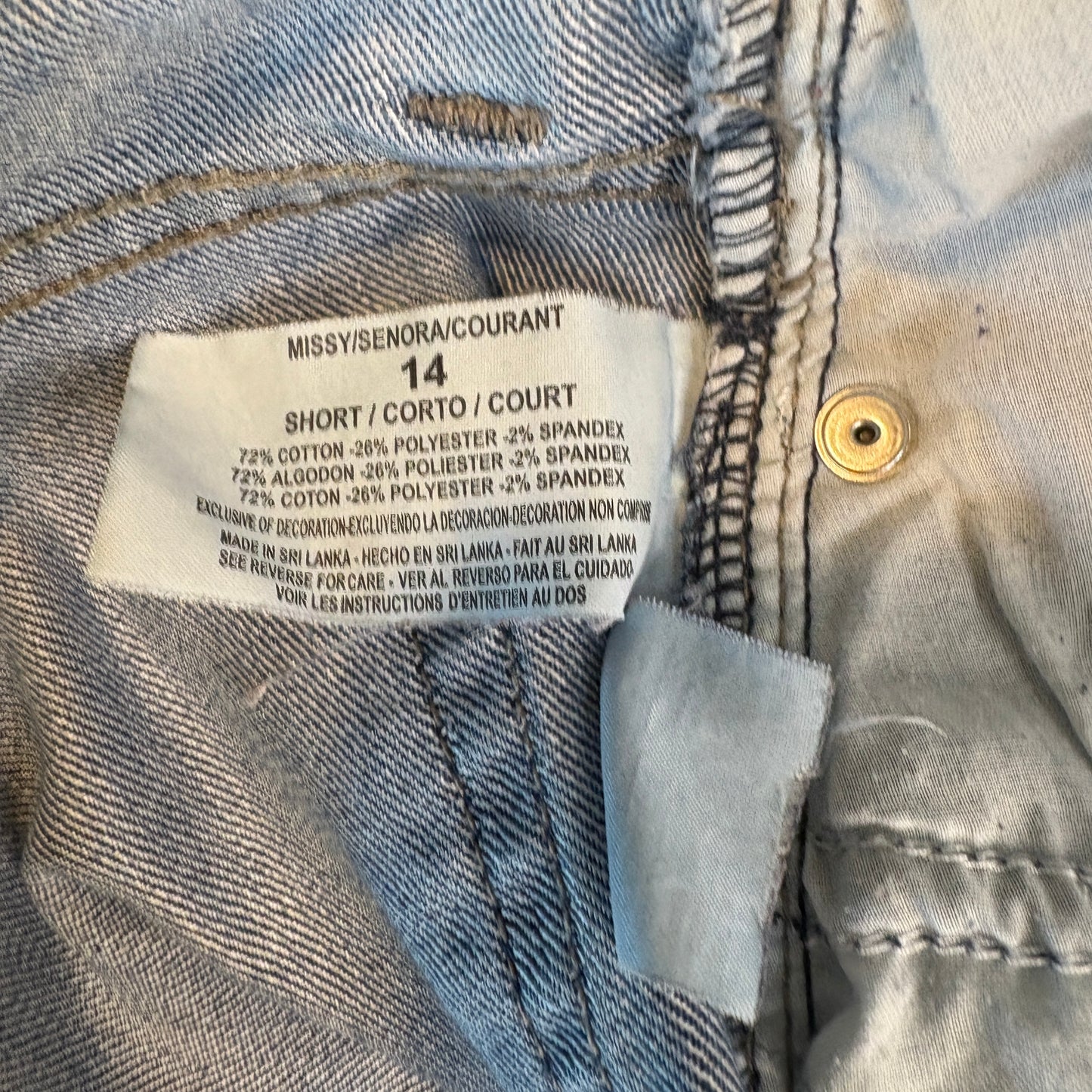 Gloria Vanderbilt Women’s 14 Short Bootcut Jeans Light Wash Stretch Denim Casual