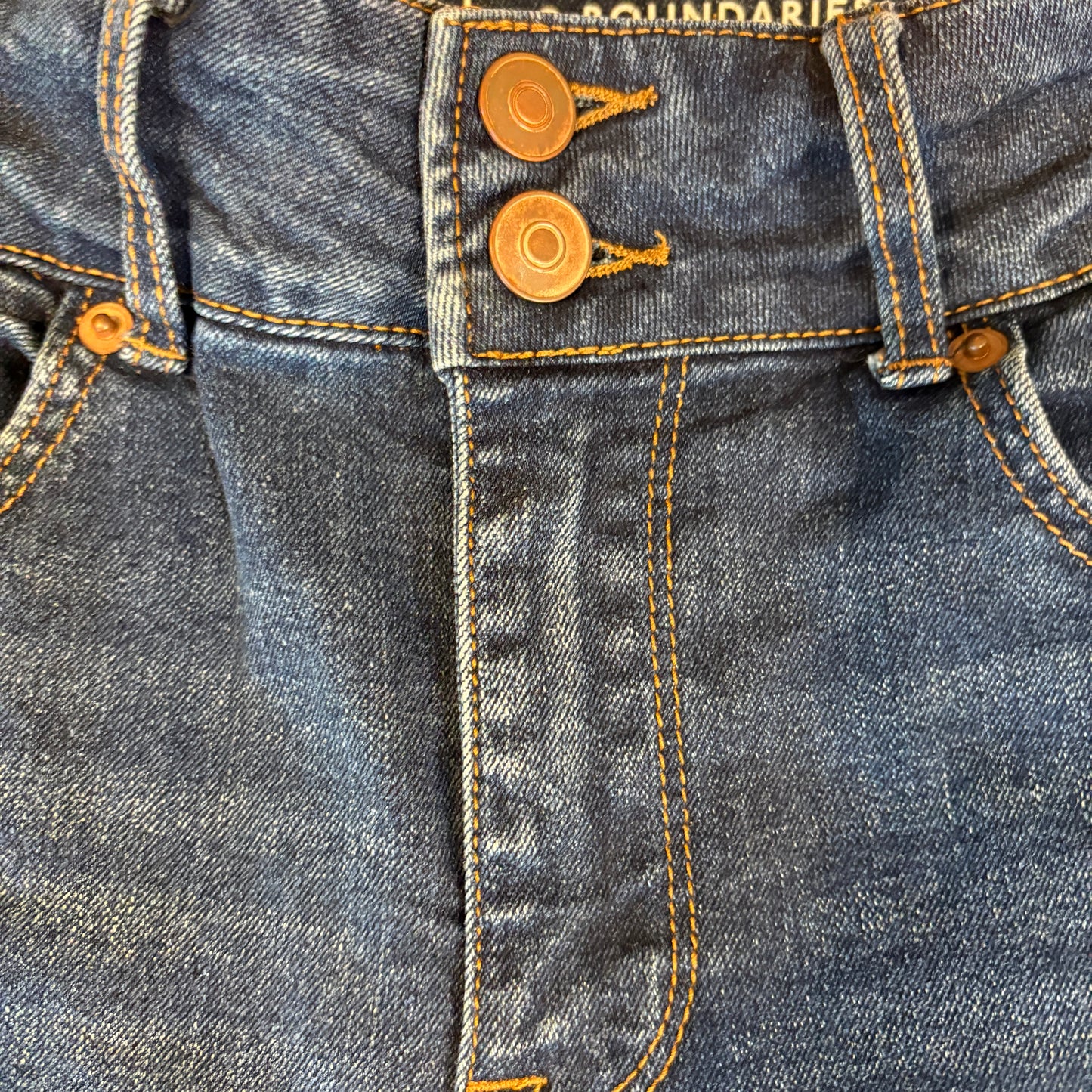 No Boundaries Women’s 9 Baggy Bootcut Flare Jeans Dark Wash Stretch Casual Denim