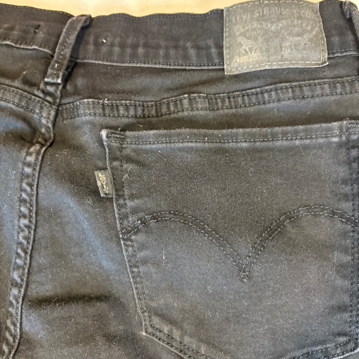 Levi’s Women’s W31 L30 Black Skinny Jeans Mid Rise Stretch Denim Levi Strauss Co