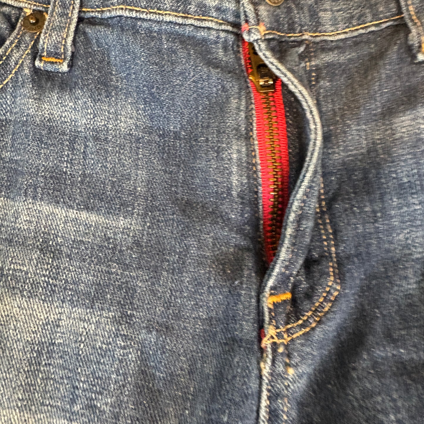 Lucky Brand Women’s Size 12/31 Charlie Capri Blue Jeans Distressed Bootcut Denim