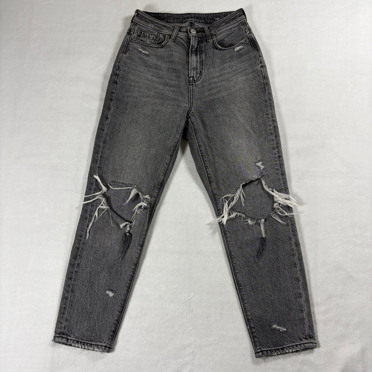 American Eagle Women’s 00 X Short Mom Jeans Gray Distressed Ripped High Rise