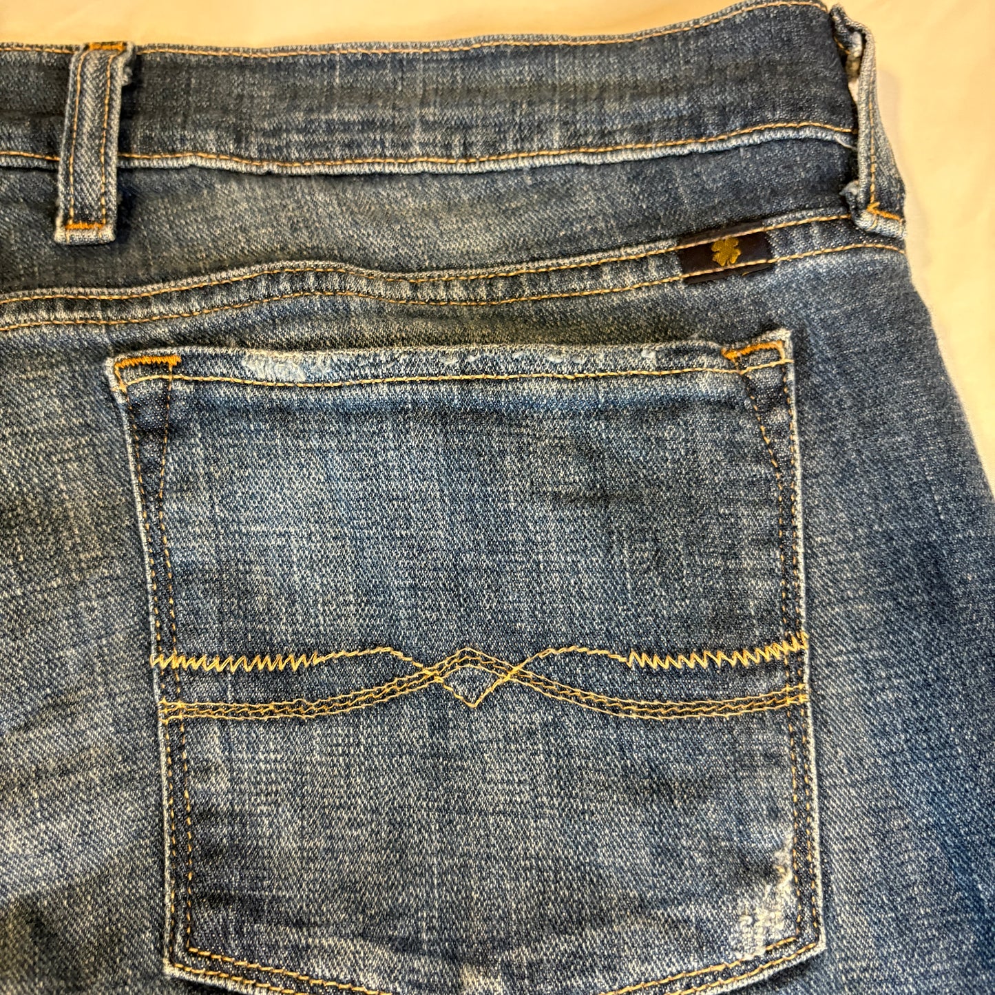 Lucky Brand Women’s Size 12/31 Charlie Capri Blue Jeans Distressed Bootcut Denim