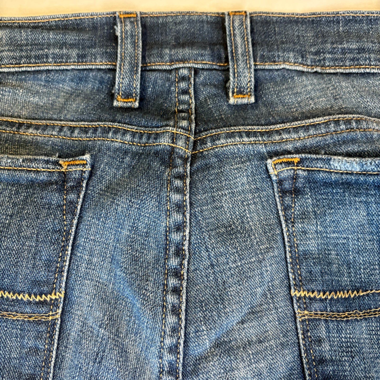 Lucky Brand Women’s Size 12/31 Charlie Capri Blue Jeans Distressed Bootcut Denim