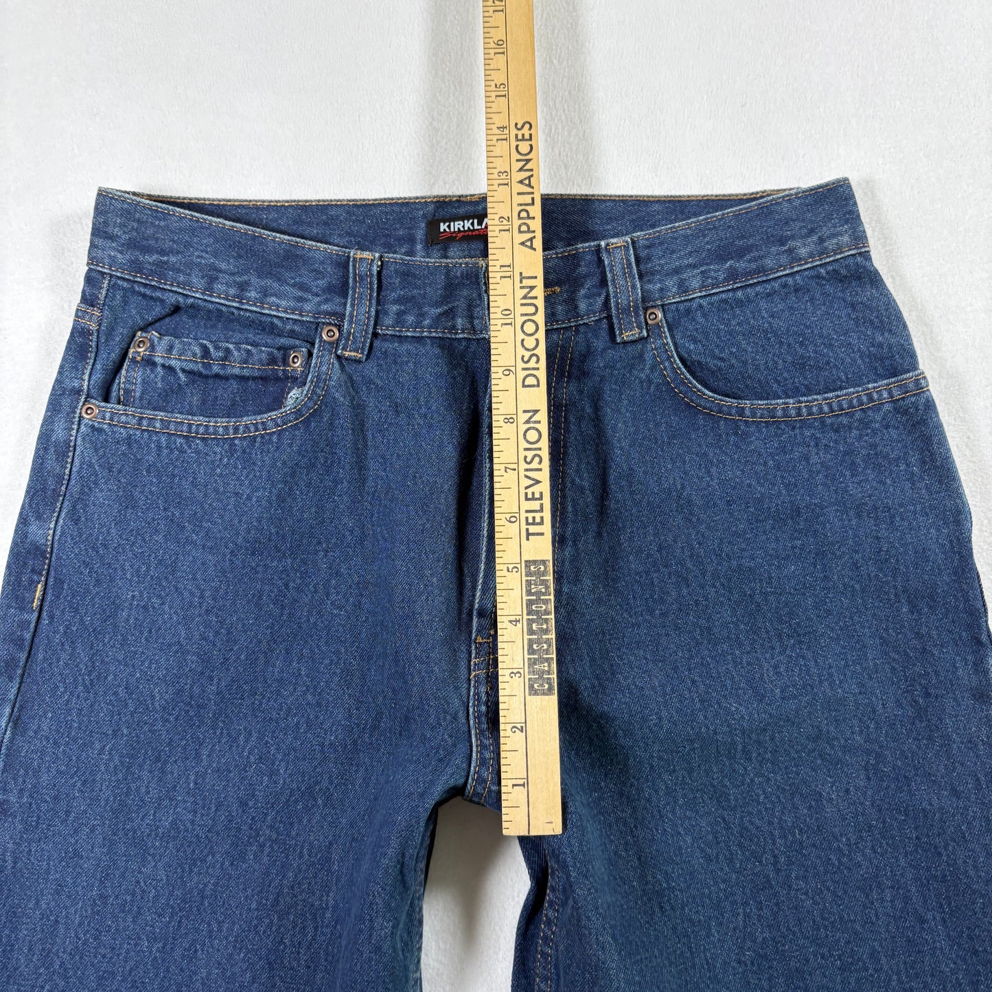 Kirkland Signature Mens Jeans 32x30 Blue Baggy Relaxed Fit Straight Leg Denim