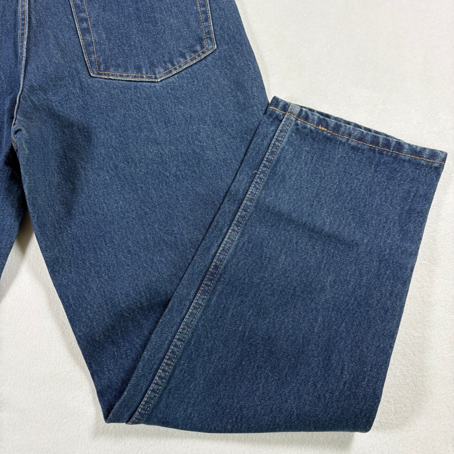Kirkland Signature Mens Jeans 32x30 Blue Baggy Relaxed Fit Straight Leg Denim