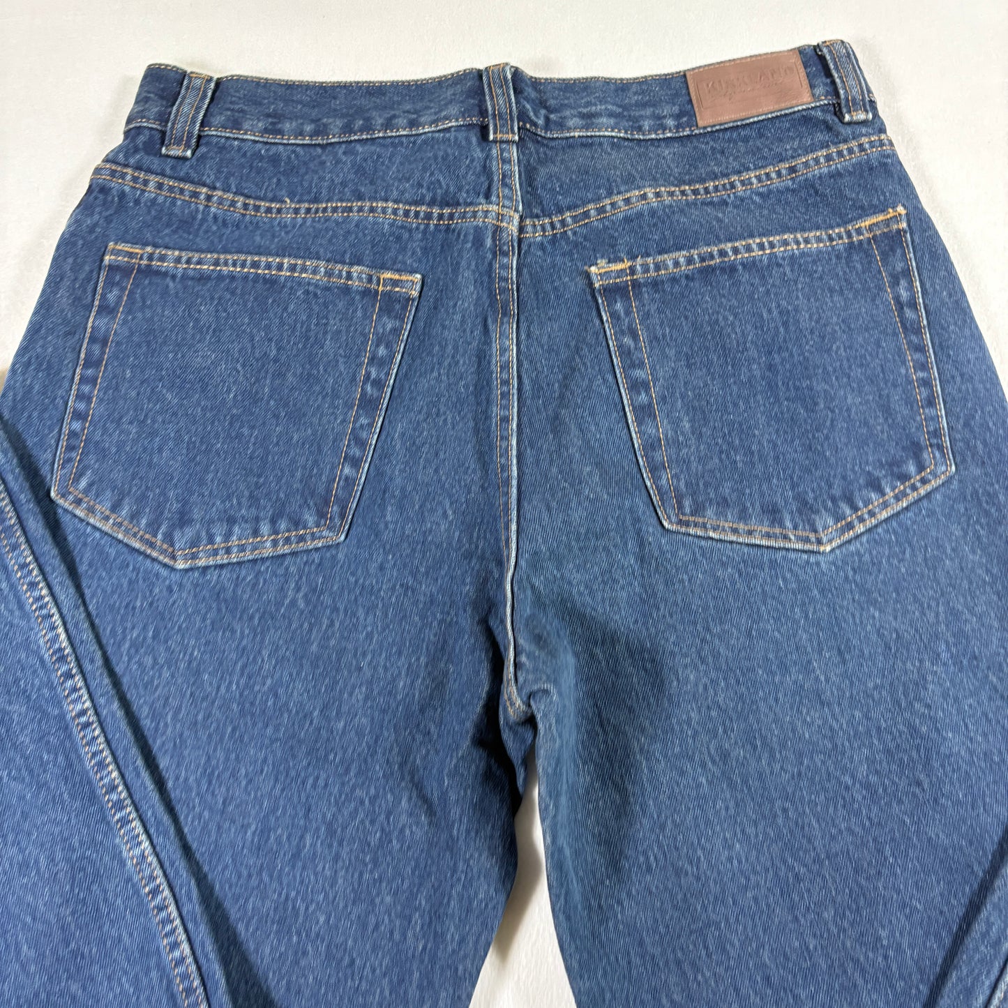 Kirkland Signature Mens Jeans 32x30 Blue Baggy Relaxed Fit Straight Leg Denim