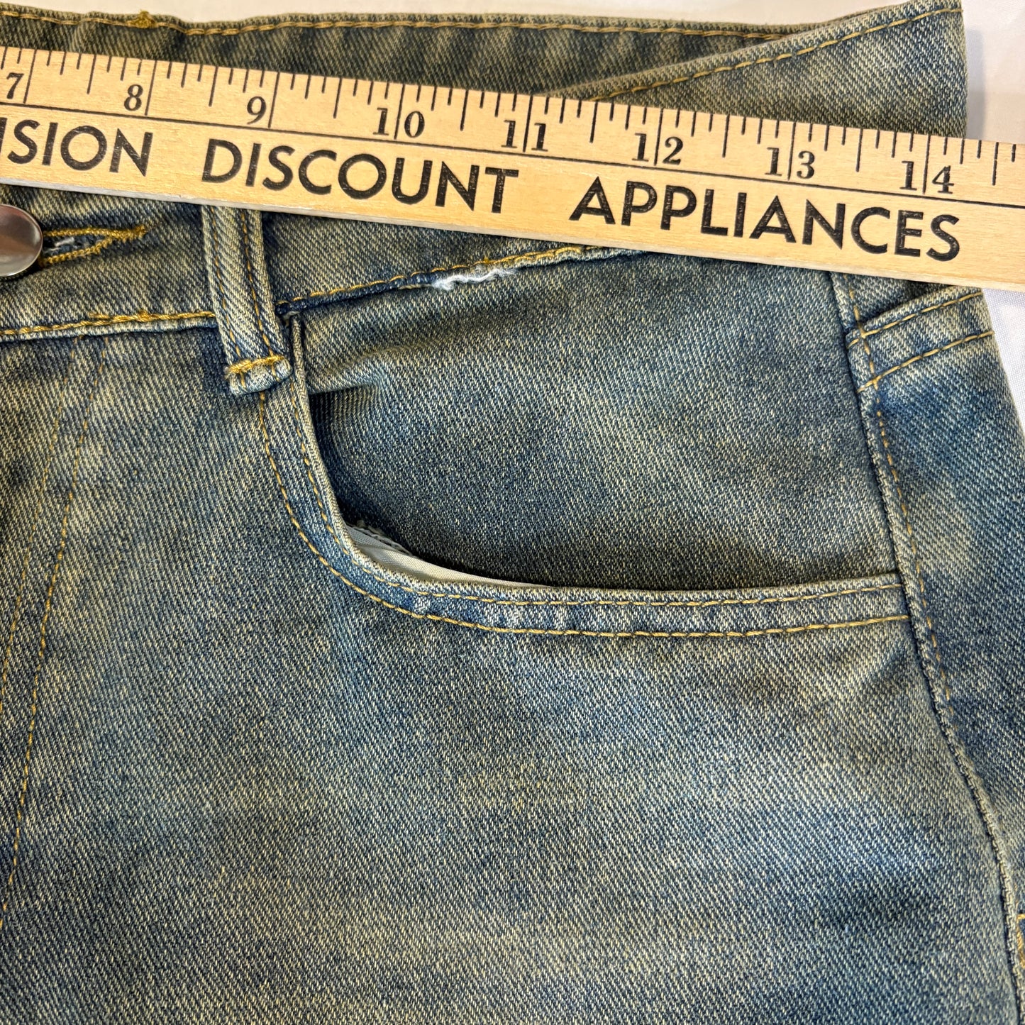 Women’s Size Large Light Wash Flare Jeans Vintage 90s Y2K Style High Waist Denim