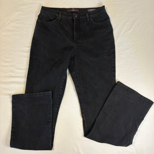 Gloria Vanderbilt Amanda Women’s Size 8 Black Bootcut Jeans Mid Rise Stretch Denim