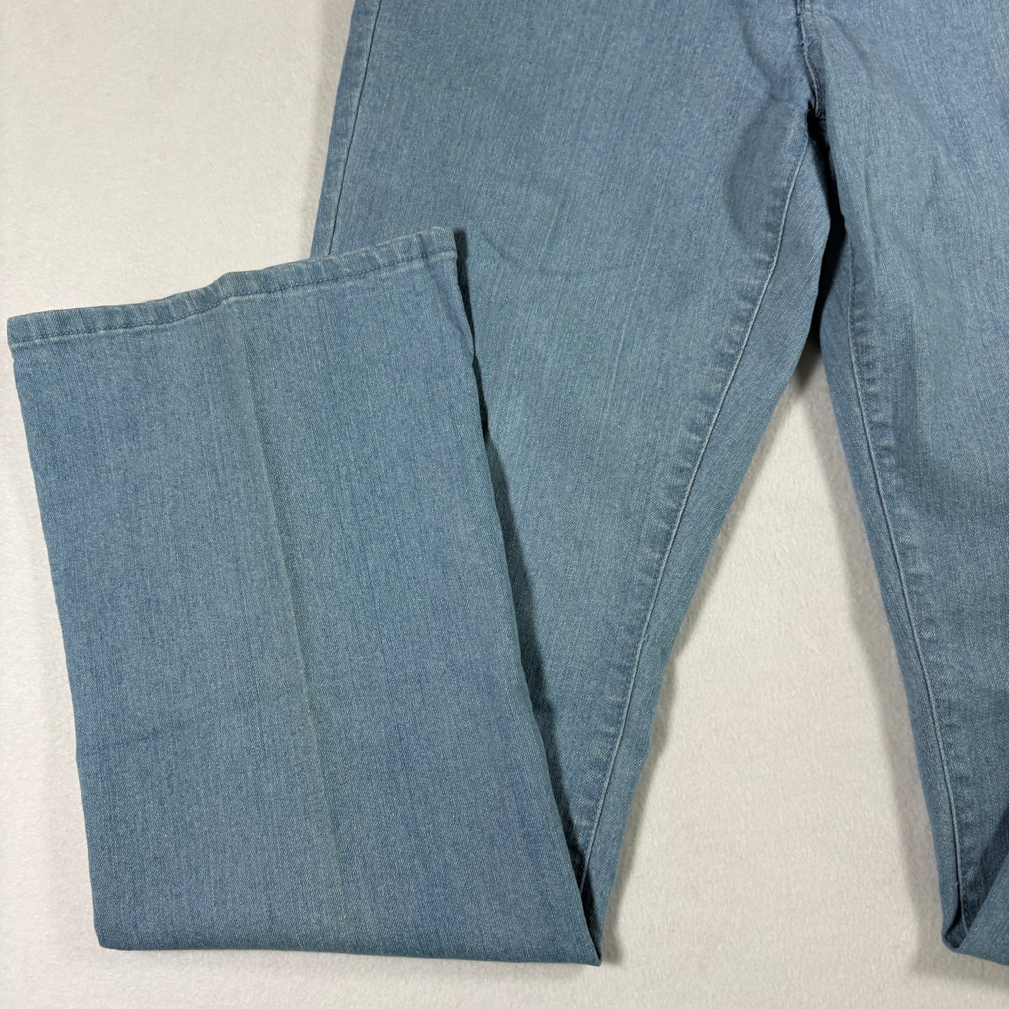 Jaclyn Smith Womens Jeans 10 Light Blue Denim Angel Fit High Rise Vintage Y2K