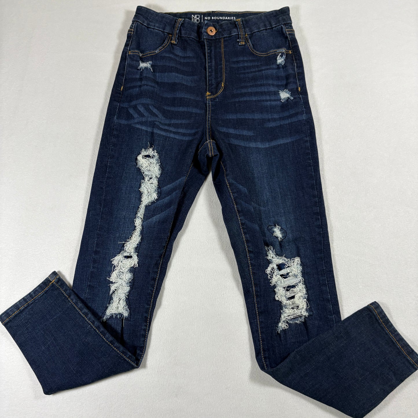 No Boundaries Womens Jeans 9 Dark Wash Distressed Ripped Denim Y2K Grunge Slim