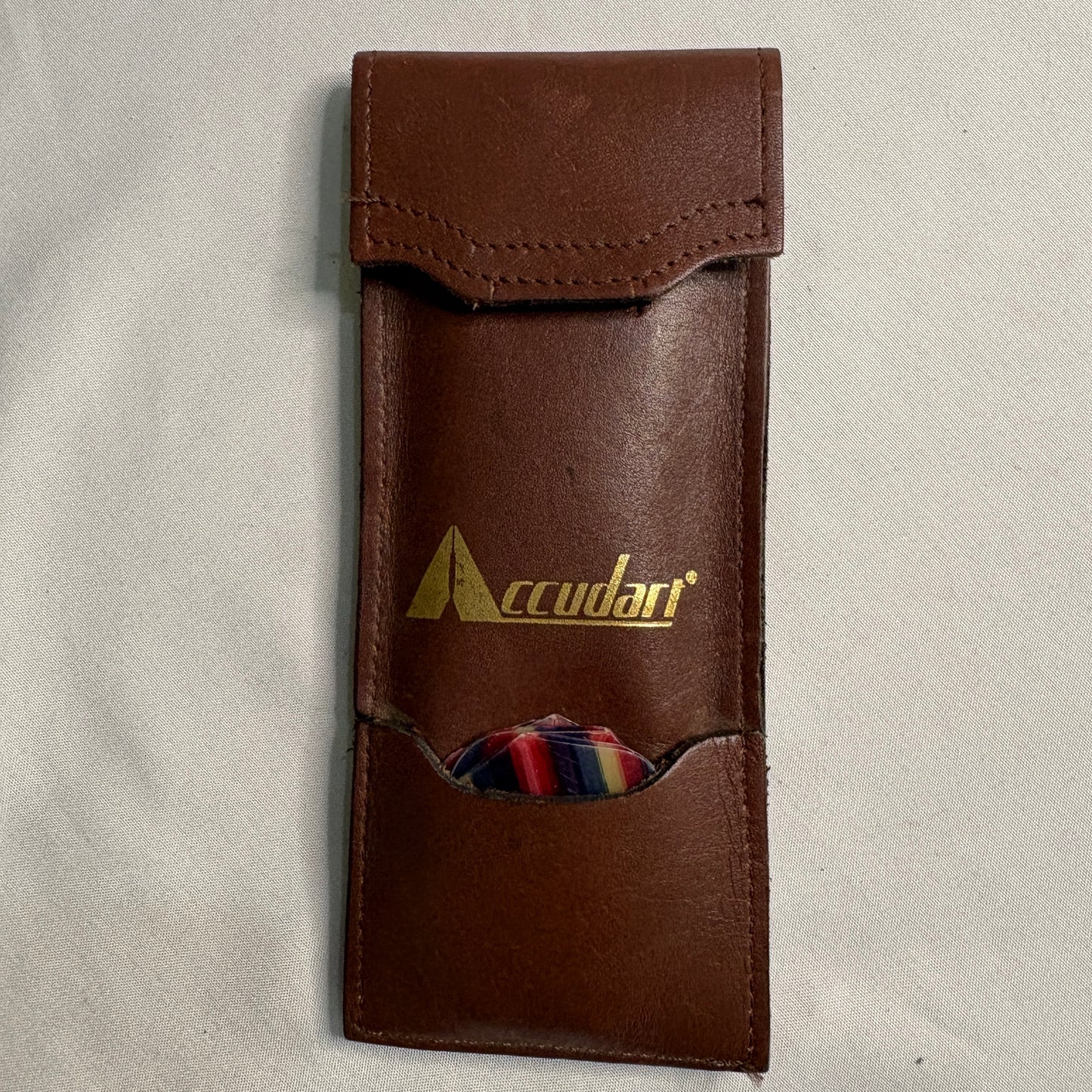 Vintage Accudart Steel Tip Darts Set w/ Case & Rainbow Flights – Classic Bar Pub Game