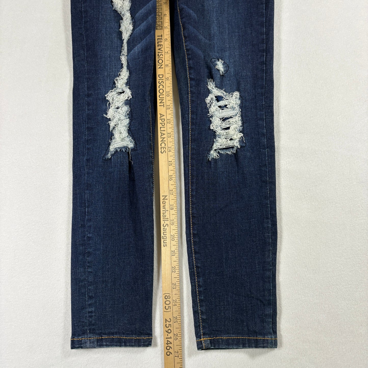 No Boundaries Womens Jeans 9 Dark Wash Distressed Ripped Denim Y2K Grunge Slim