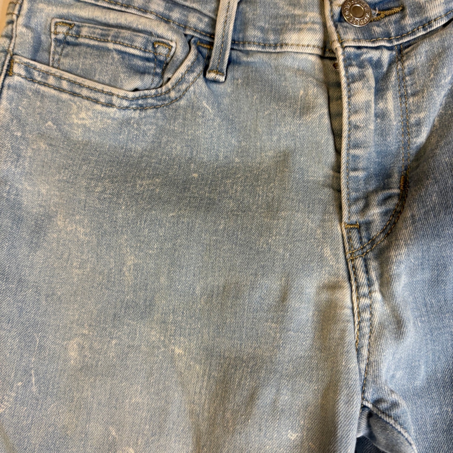 Levi’s 710 Super Skinny Jeans Womens 29 Light Wash Stretch Denim Mid Rise Faded