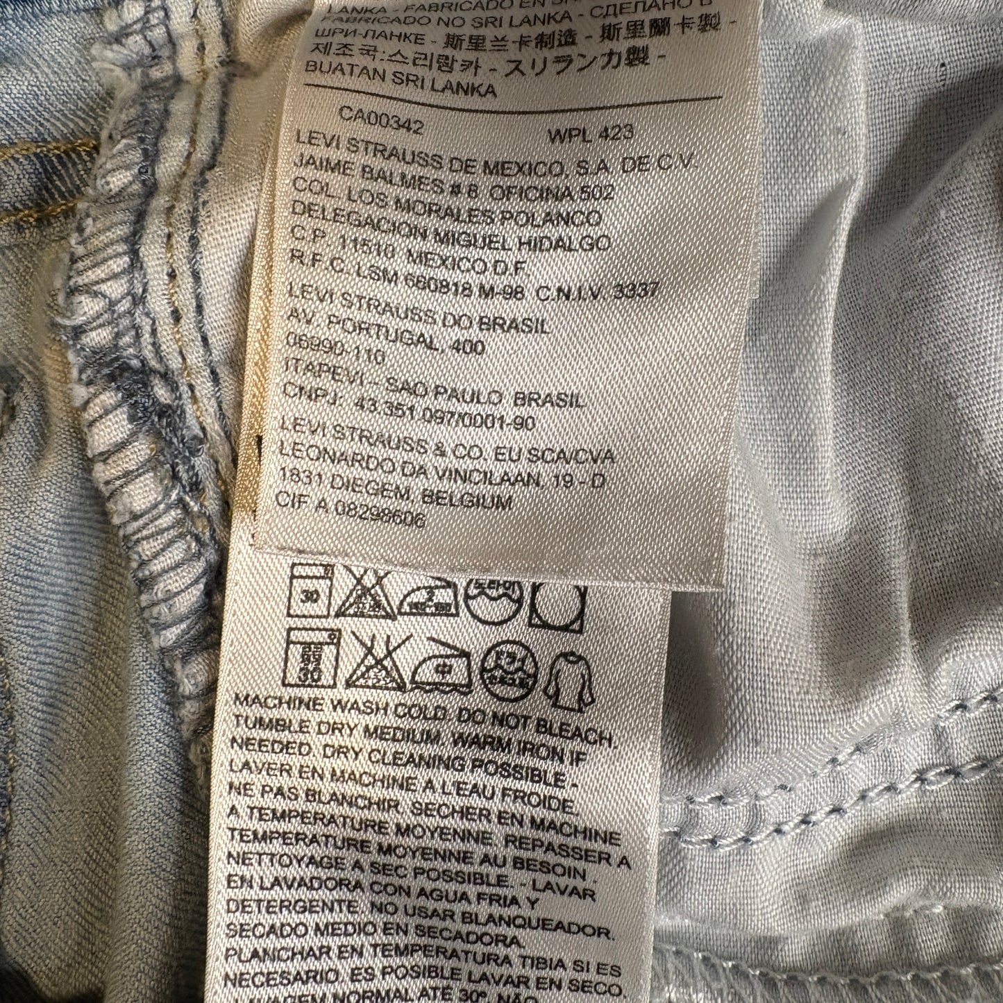 Levi’s 710 Super Skinny Jeans Womens 29 Light Wash Stretch Denim Mid Rise Faded