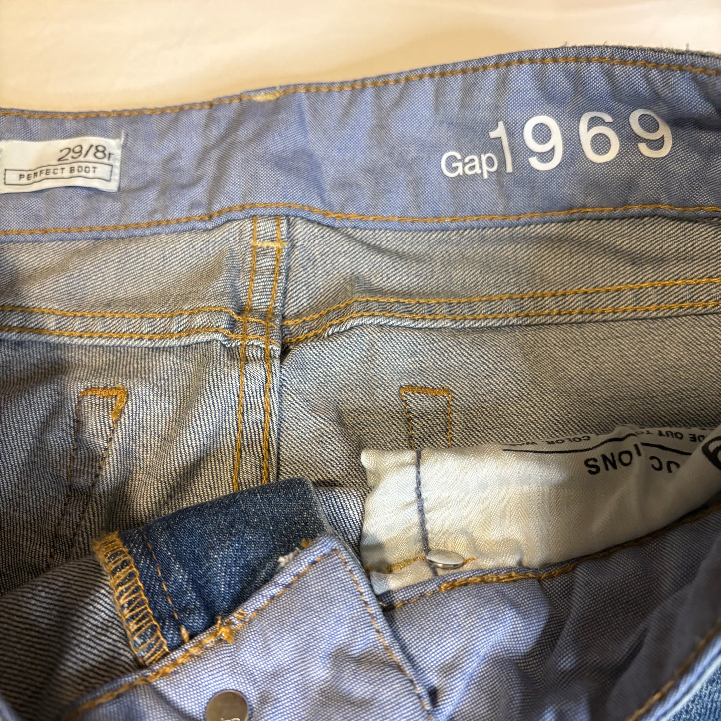 Gap 1969 Women’s Jeans 29/8R Perfect Boot Cut Blue Denim Stretch Mid Rise