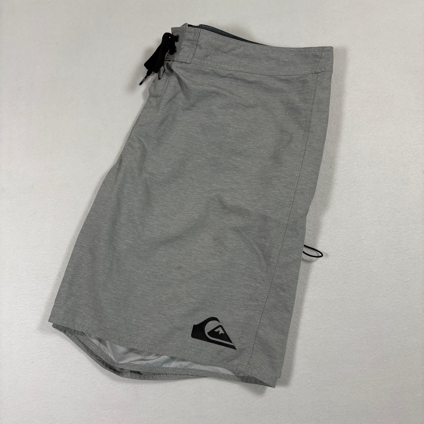 Quiksilver Mens Board Shorts 42 Gray Swim Trunks Surf Swimwear Beach Y2K Surf