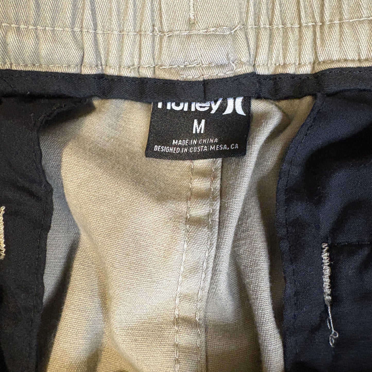 Hurley Men’s Jogger Pants Khaki Size M Drawstring Waist Casual Chino Style