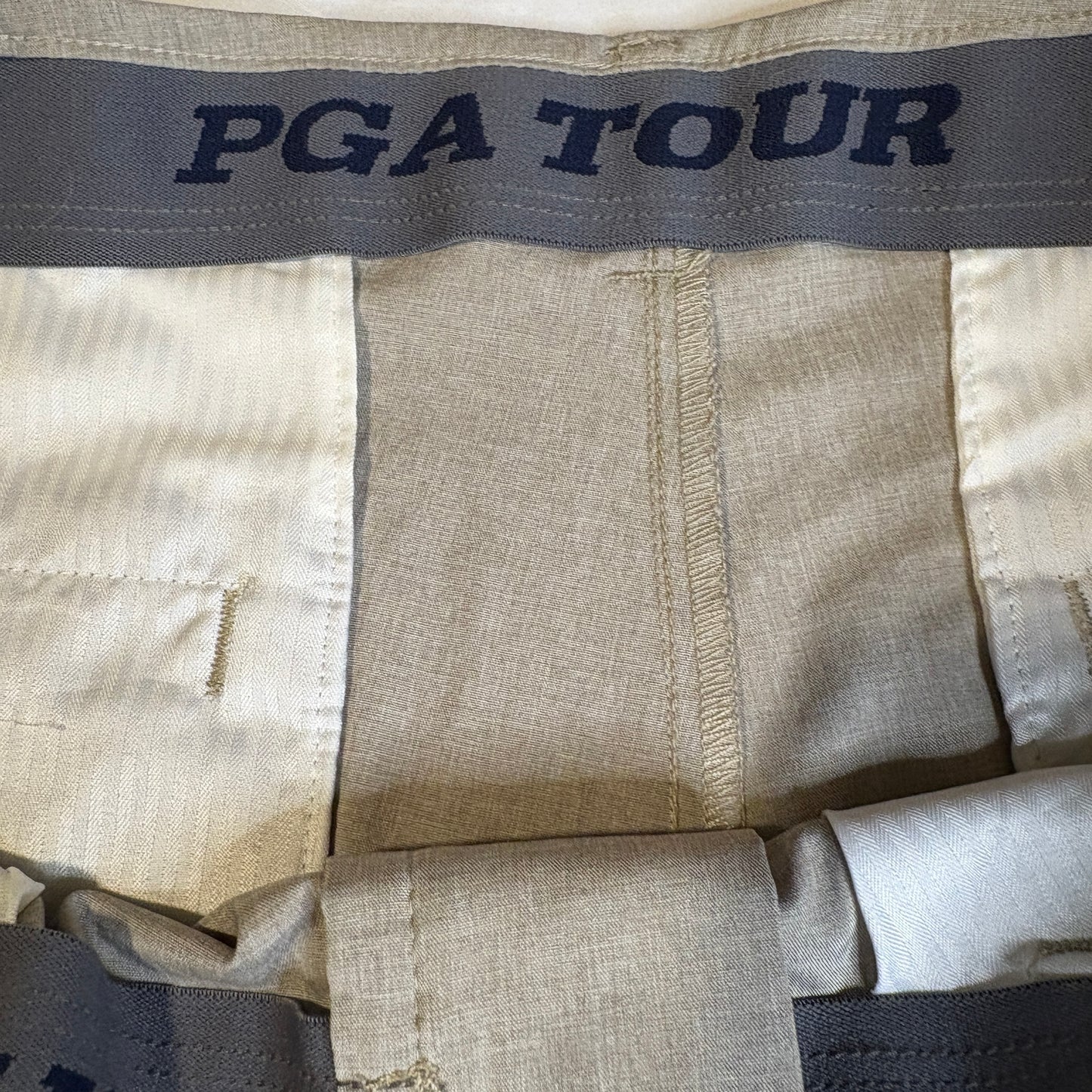 PGA Tour Men’s Golf Shorts Size 36 Gray Stretch Performance Casual Flat Front