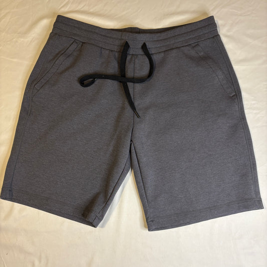 32 Degrees Cool Men’s Gray Athletic Shorts Size L Drawstring Casual Lounge Gym