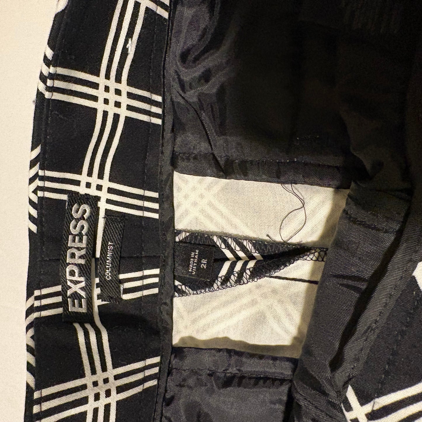 Express Columnist Pants 2R Black White Plaid Slim Trousers Women’s Career