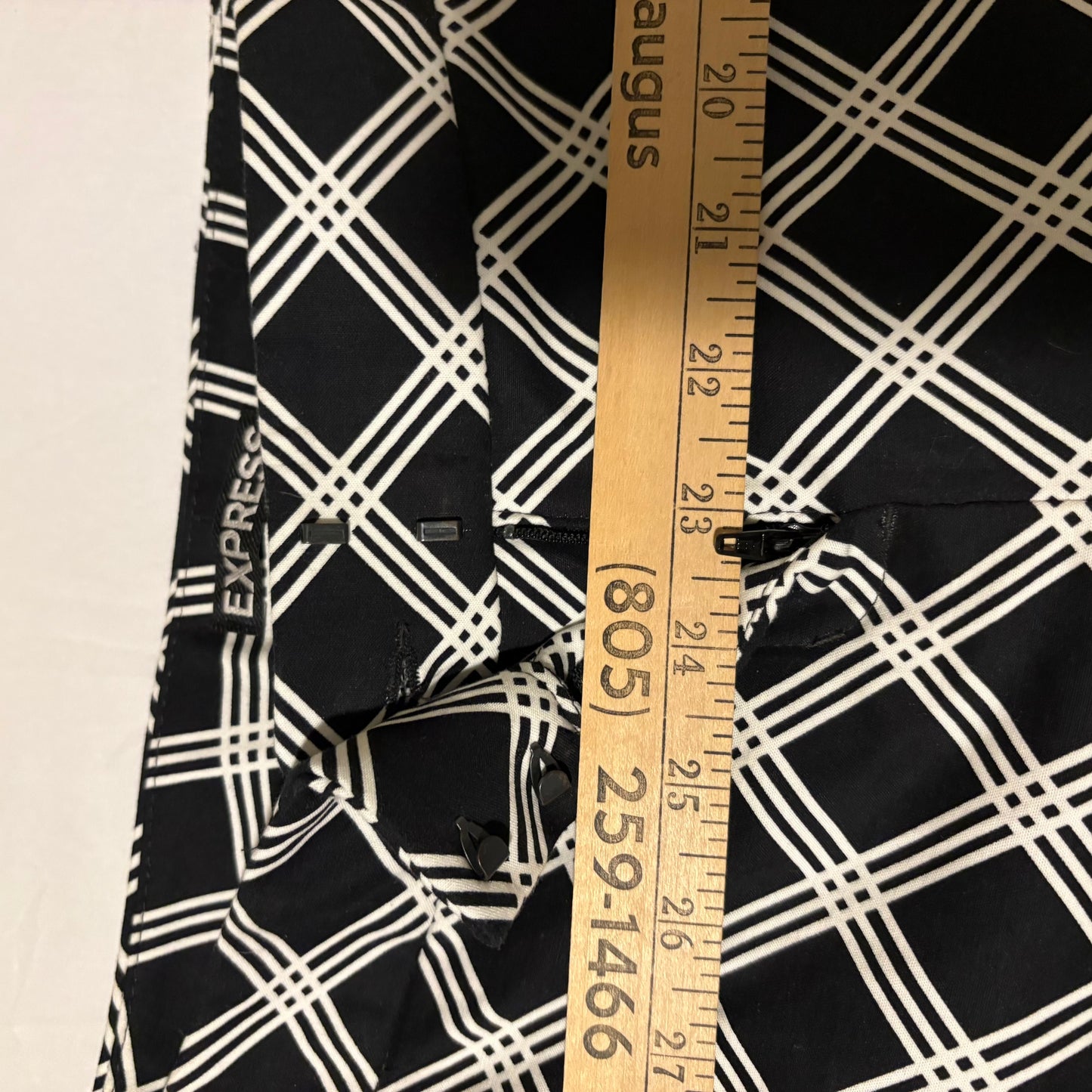 Express Columnist Pants 2R Black White Plaid Slim Trousers Women’s Career