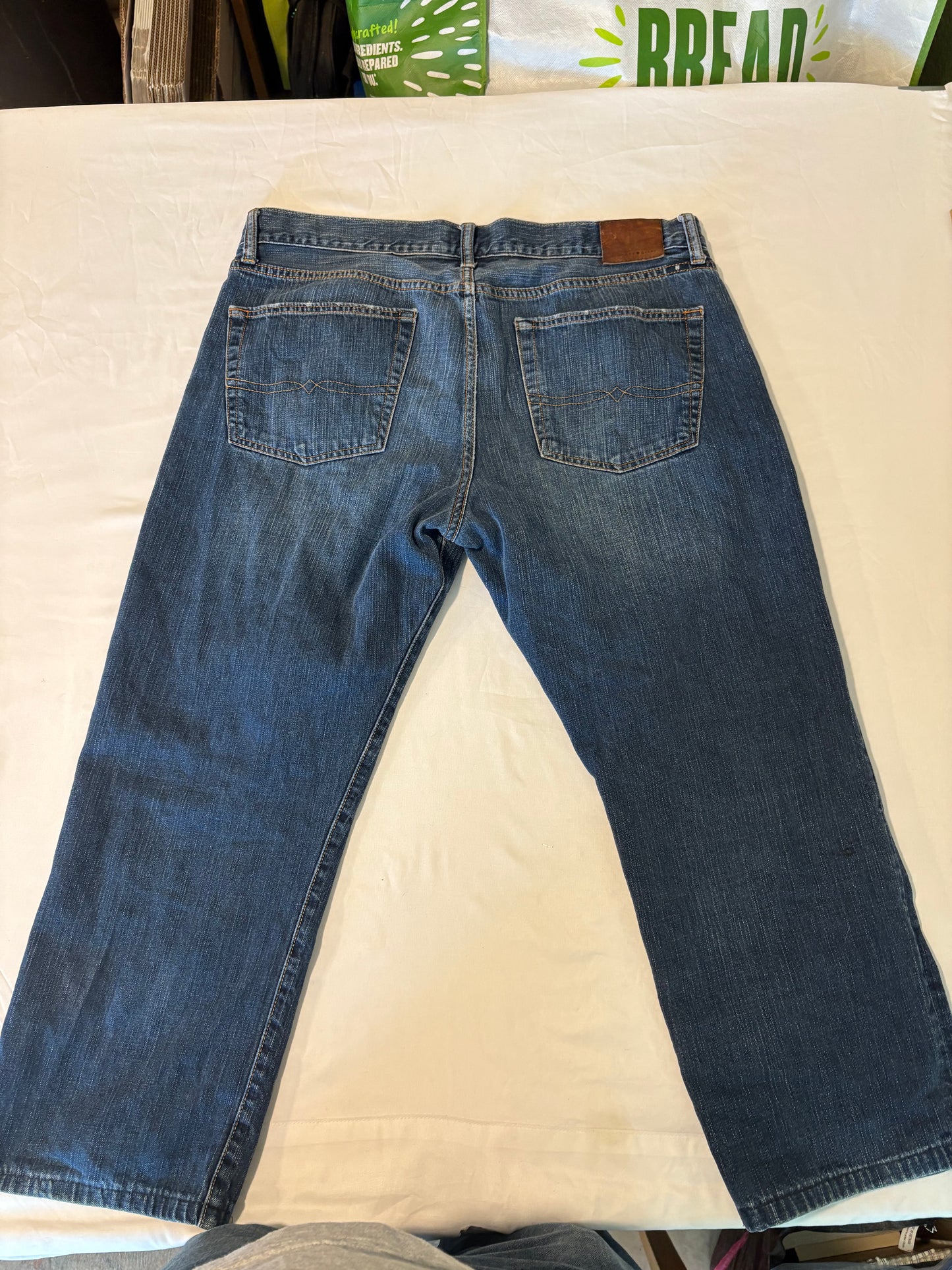 Lucky Brand 363 Vintage Straight Jeans Men’s 36x30 Blue Denim Distressed