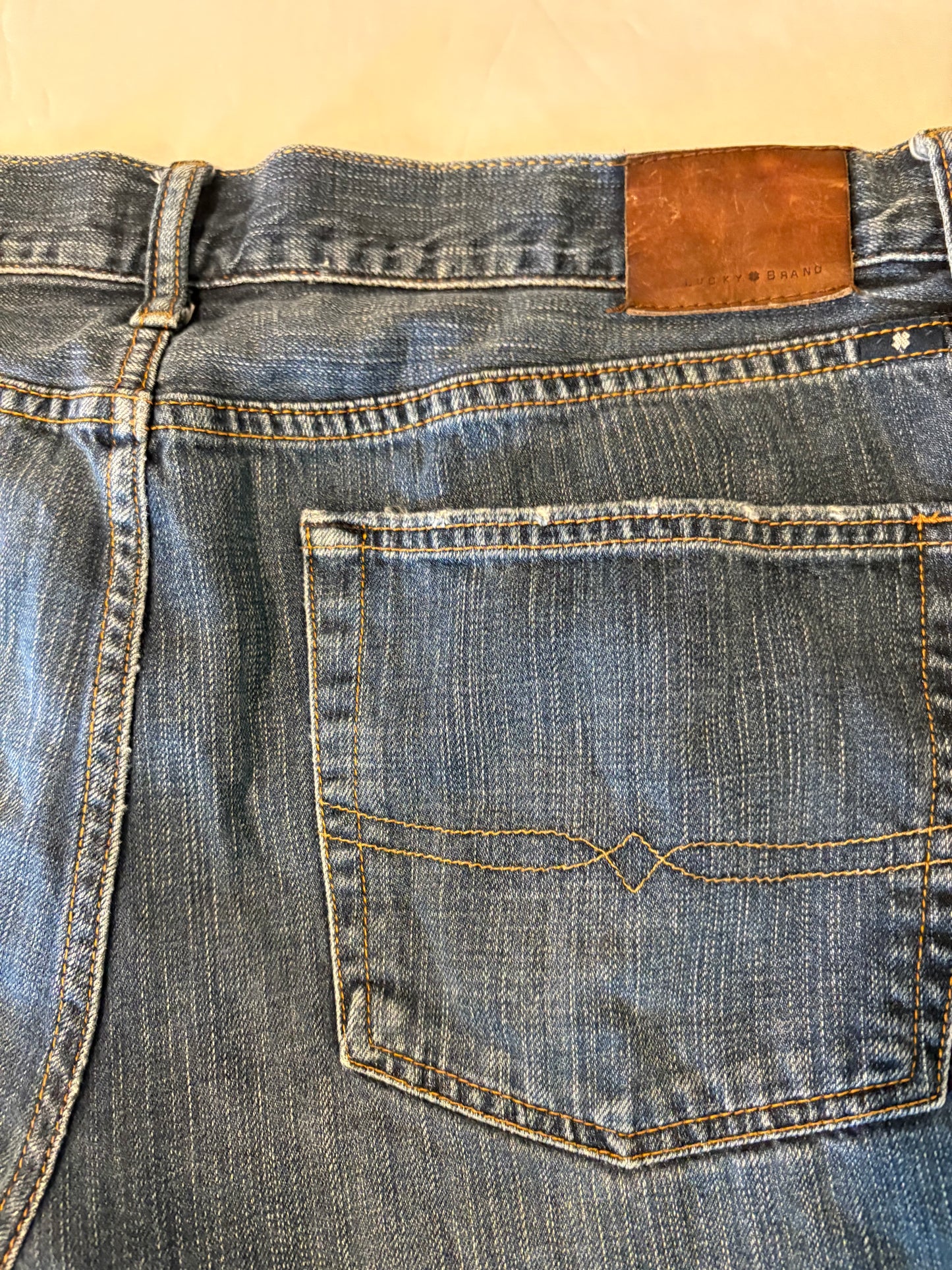 Lucky Brand 363 Vintage Straight Jeans Men’s 36x30 Blue Denim Distressed