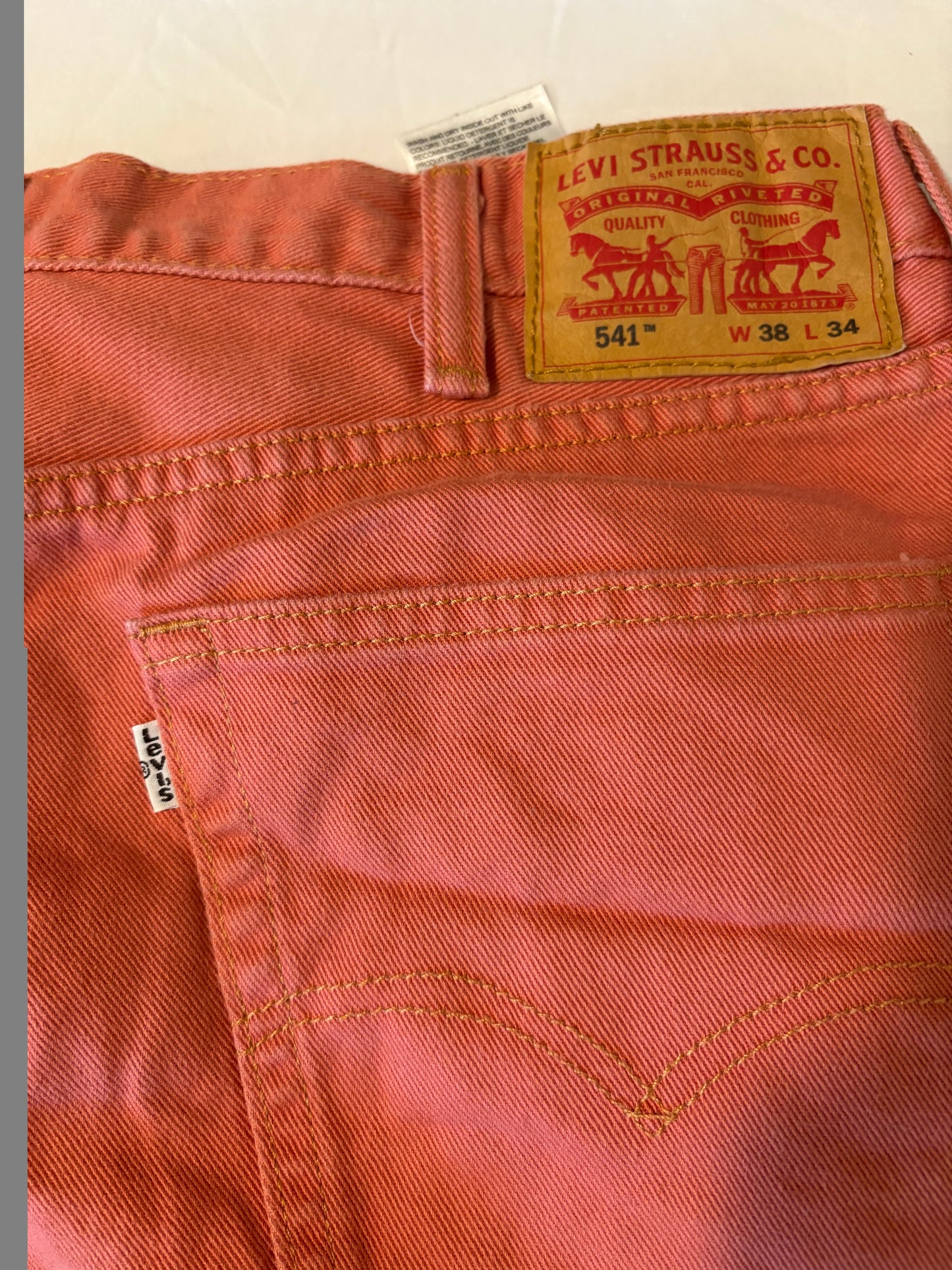 Levi’s 541 Athletic Fit Jeans 38x34 Coral Red Stretch Denim Straight Leg