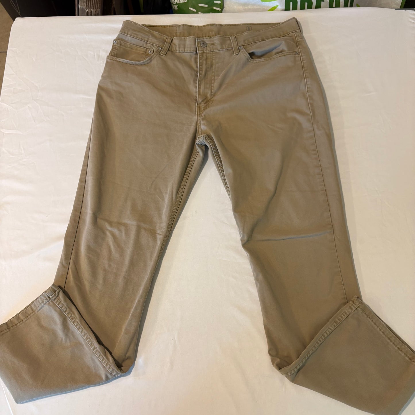 Levi’s 511 Slim Fit Khaki Jeans Pants Men’s W36 L32 Stretch Denim Casual