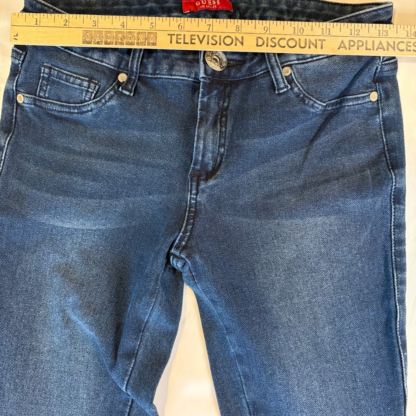 Guess Women’s Jeans Size 6 Skinny Dark Wash Stretch Denim Logo Back Pocket