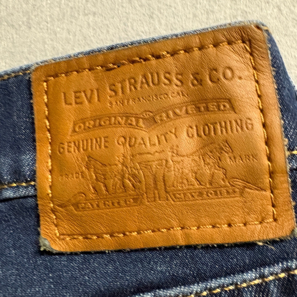 Levi's Premium Mile High Super Skinny Jeans Womens 31x30 Dark Wash Blue Denim
