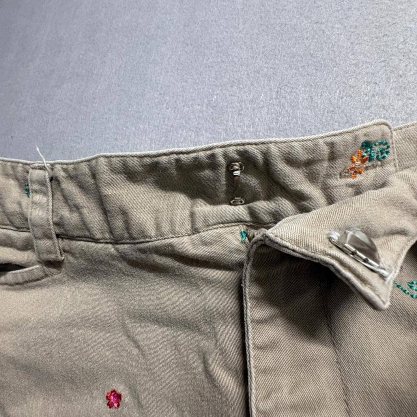 Rafaella Petites Embroidered Floral Khaki Pants Womens 8P Beige Cotton Stretch