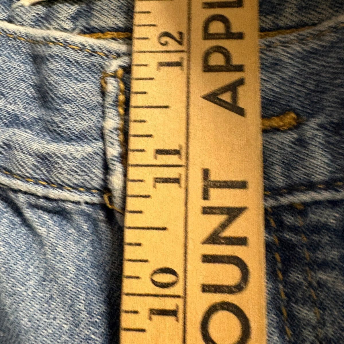 Levis High Waisted Straight Jeans Womens 27 Medium Wash Blue Denim Pants