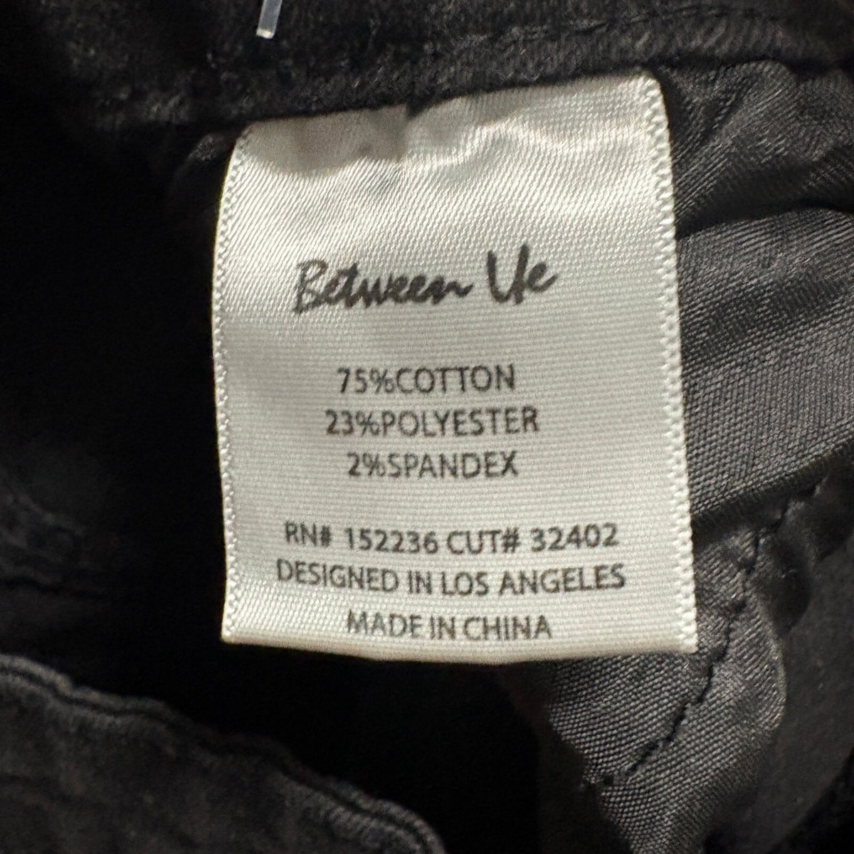 Between Us Womens Cargo Jeans Size 3 Black High Rise Multi Pocket Utility Denim