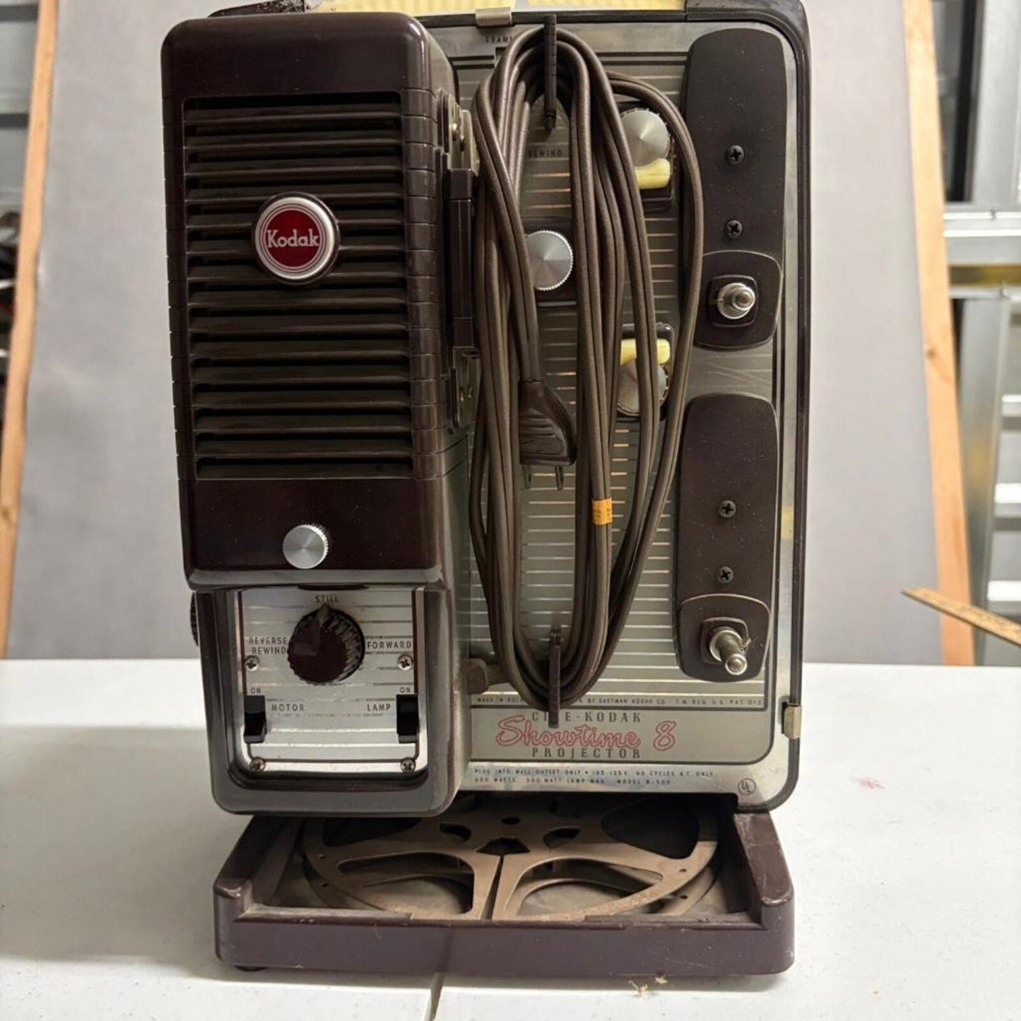 Vintage Cine Kodak Showtime 8 Movie Projector Model A 500 Watt 8mm with Case