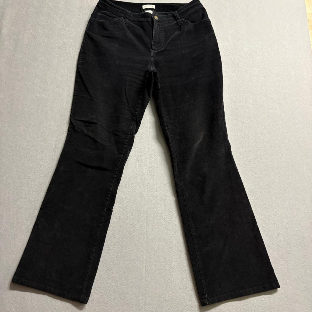 St. John's Bay Corduroy Pants Womens 8 Black Stretch Bootcut Mid Rise Cotton