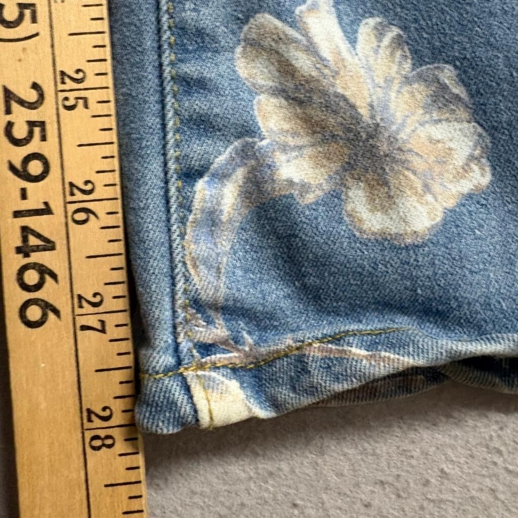 Blue Turtle Exclusive Floral Wide Leg Jeans Womens 13 Blue Denim Stretch High